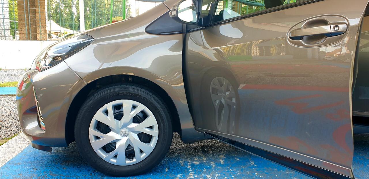 TOYOTA YARIS 1.5 BENZINA ANNO 2018 KM 73MILA