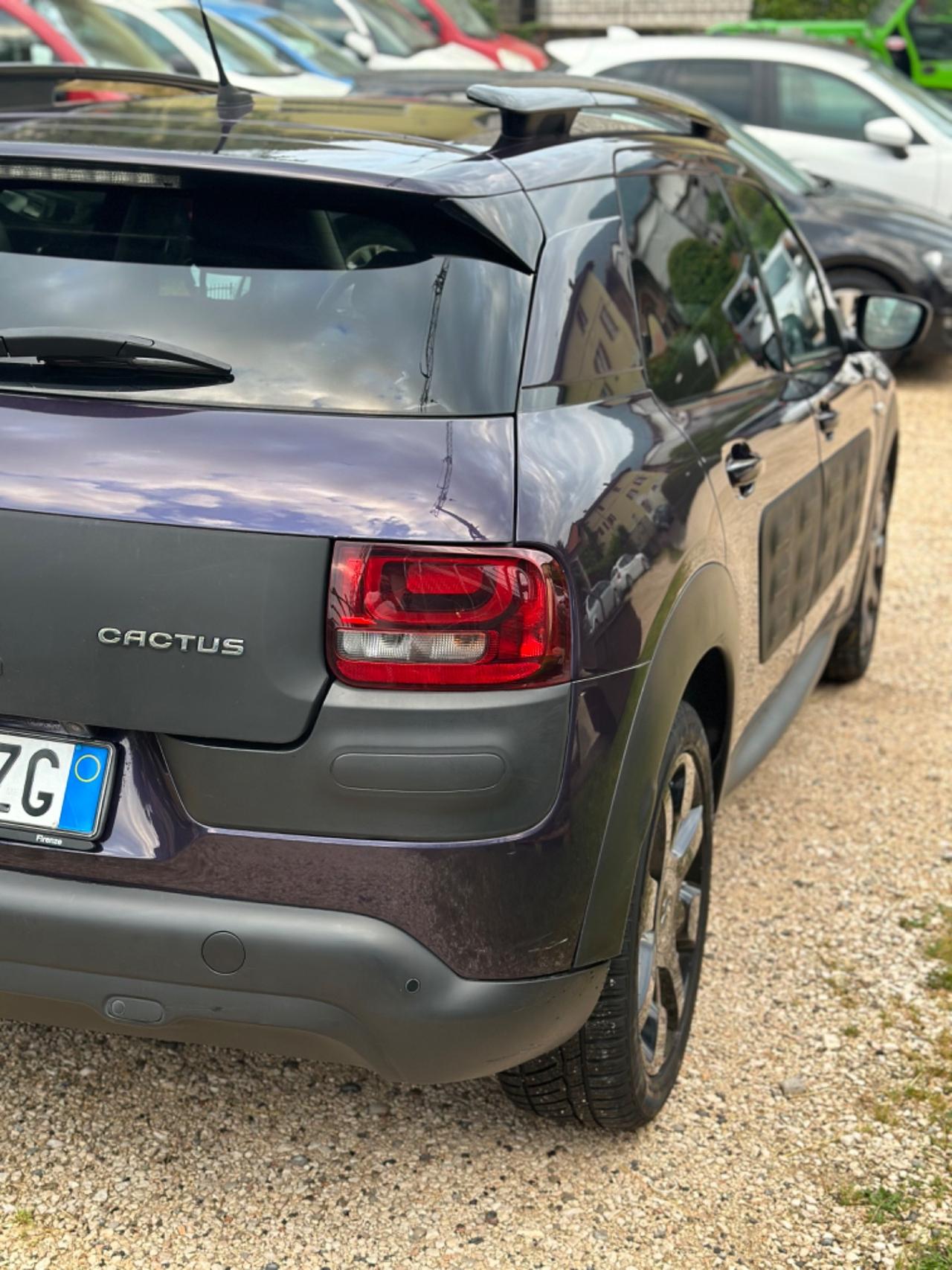 Citroen C4 CACTUS BLUEHDi 100 SHINE PANORAMA KMCERT