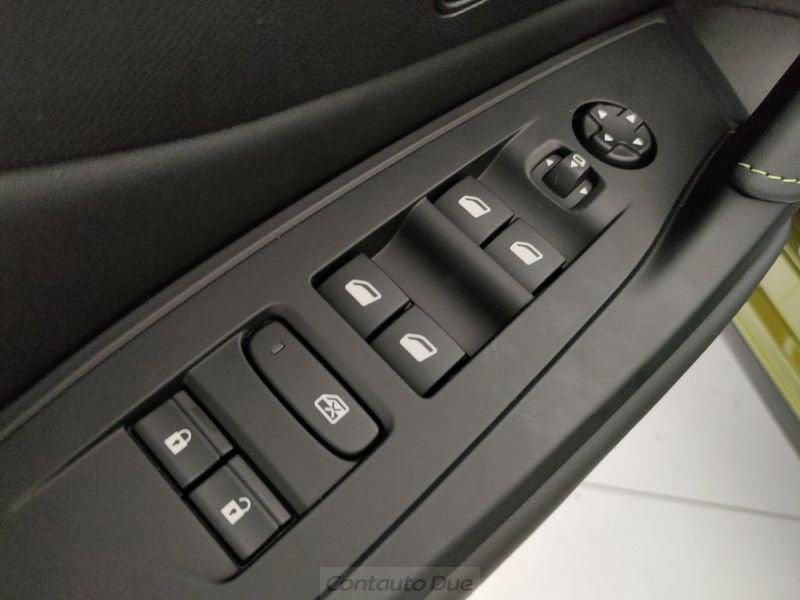 Peugeot 408 GT Exclusive Hybrid 145 e-DSC6