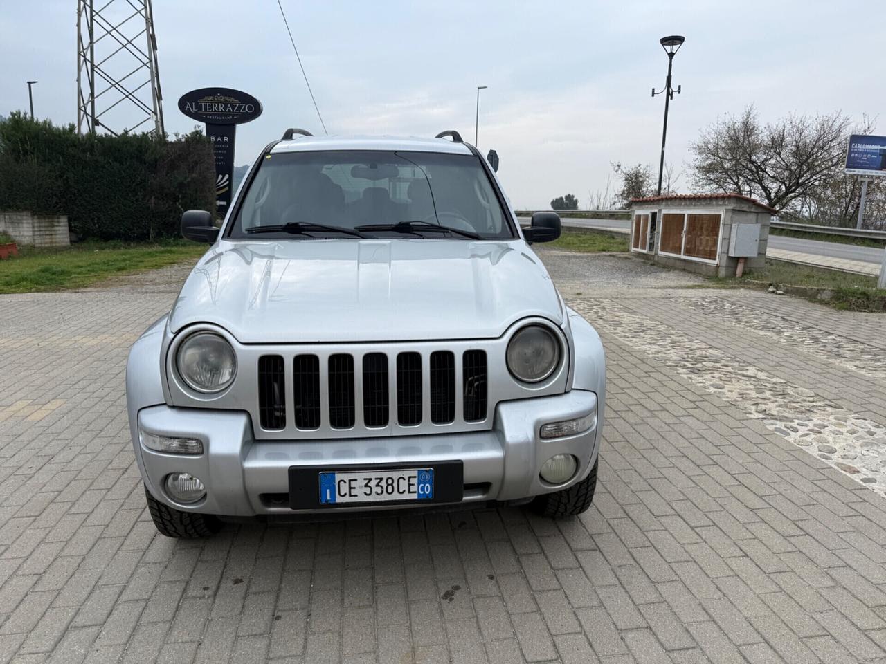 Jeep Cherokee 2.8 CRD Limited gancio traino