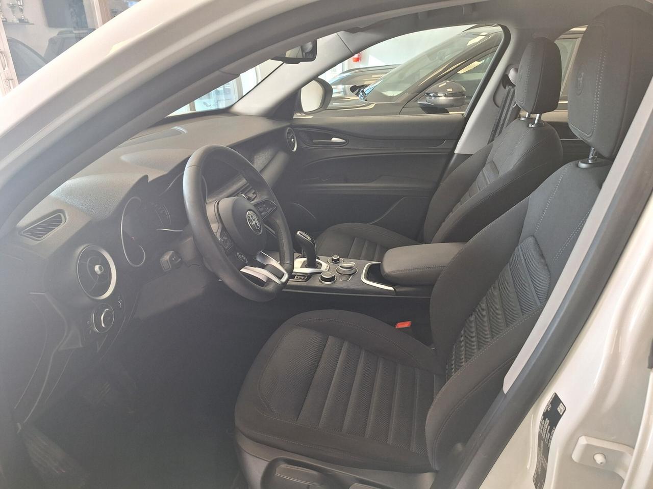 Alfa Romeo Stelvio 2.2 Turbodiesel 190 CV AT8 RWD Business