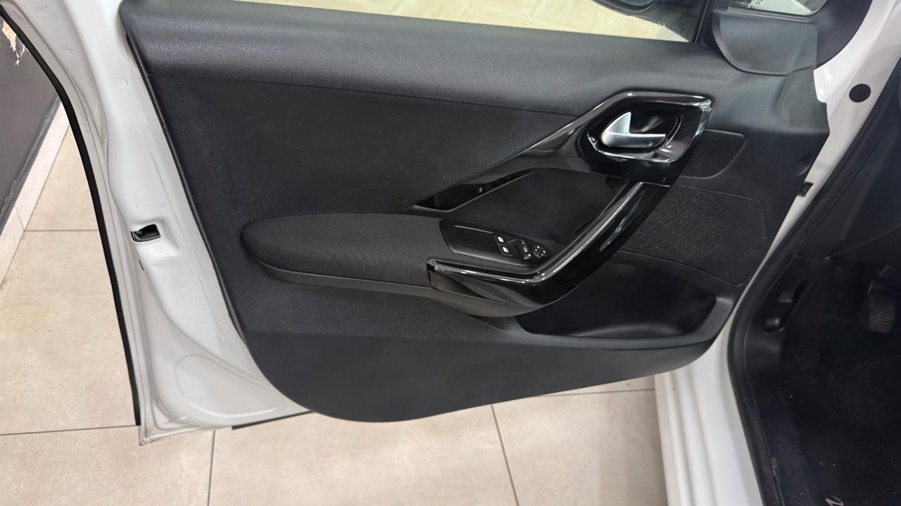 Peugeot 208 BlueHDi 75 5 porte Allure