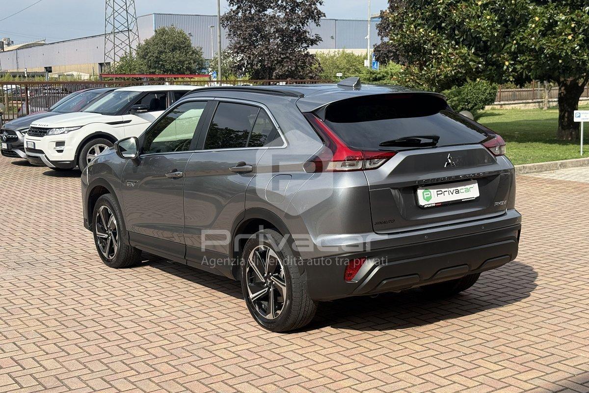 MITSUBISHI Eclipse Cross 2.4 MIVEC 4WD PHEV Instyle SDA Pack 0
