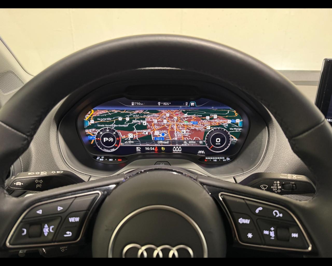 AUDI Q2 35 TFSI S-TRONIC S-LINE EDITION