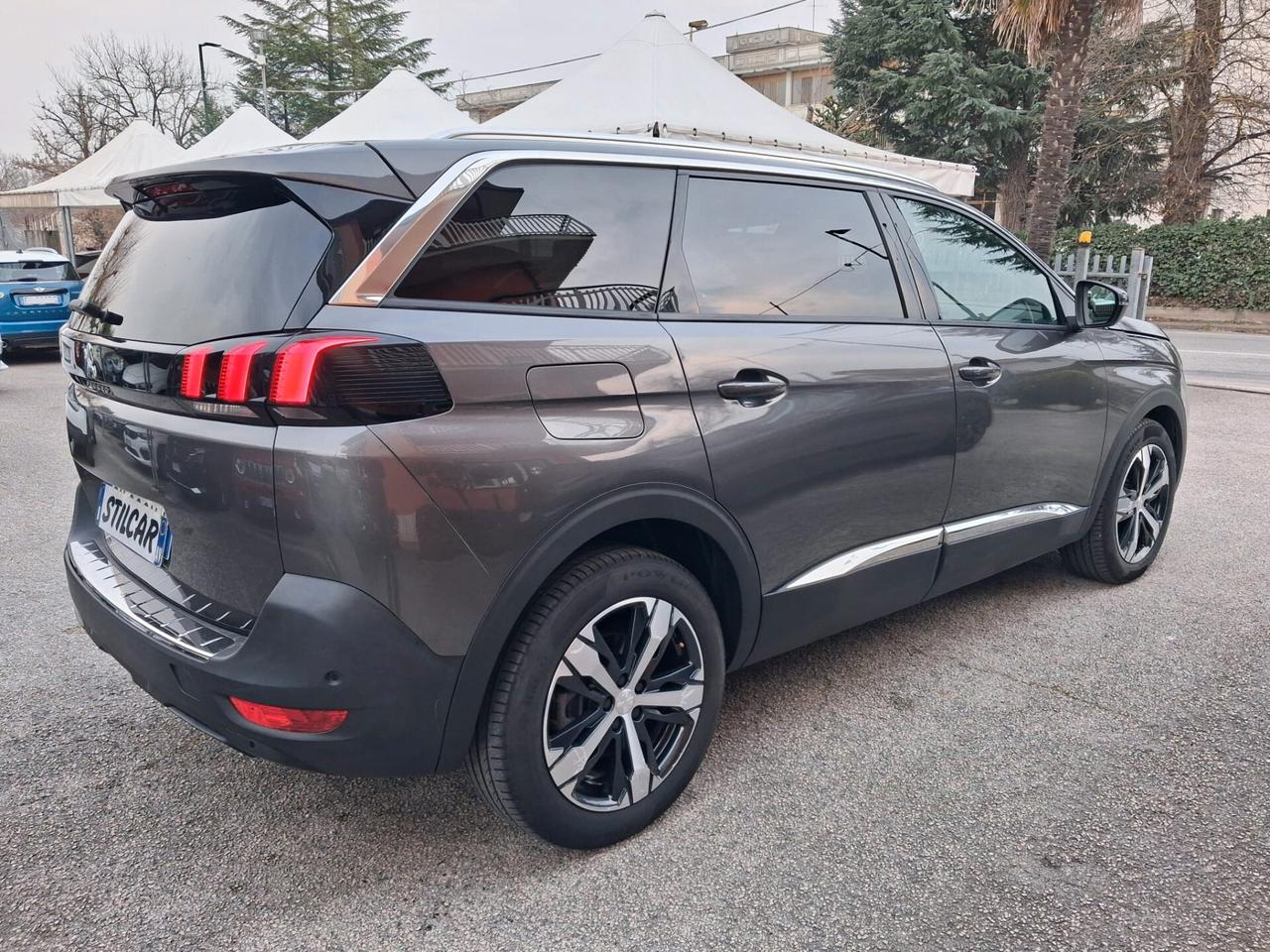 Peugeot 5008 BlueHDi Allure Pack *AUTOCARRO N1*