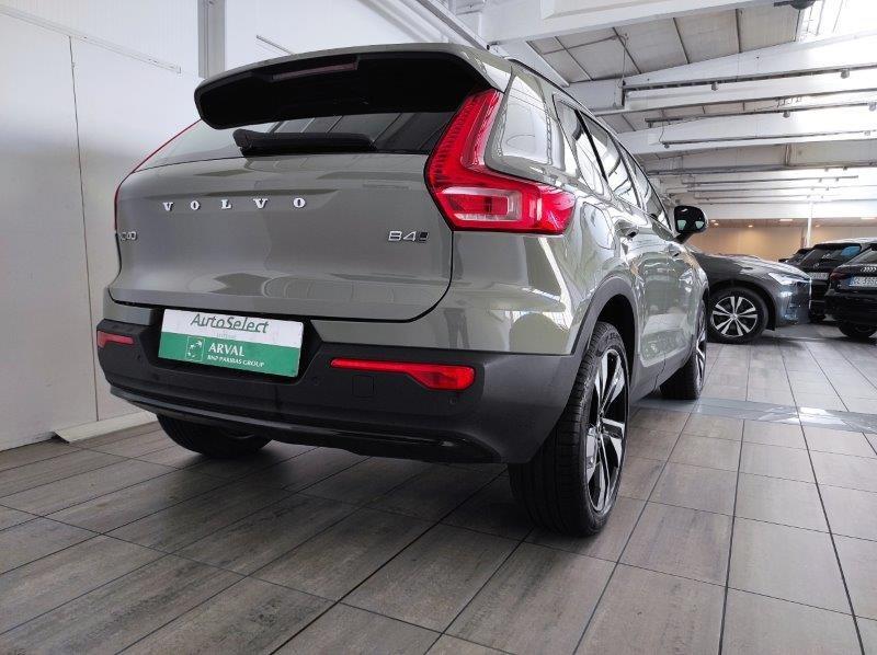VOLVO XC40 (2017-->) - XC40 B4 AWD automatico Ultimate Dark