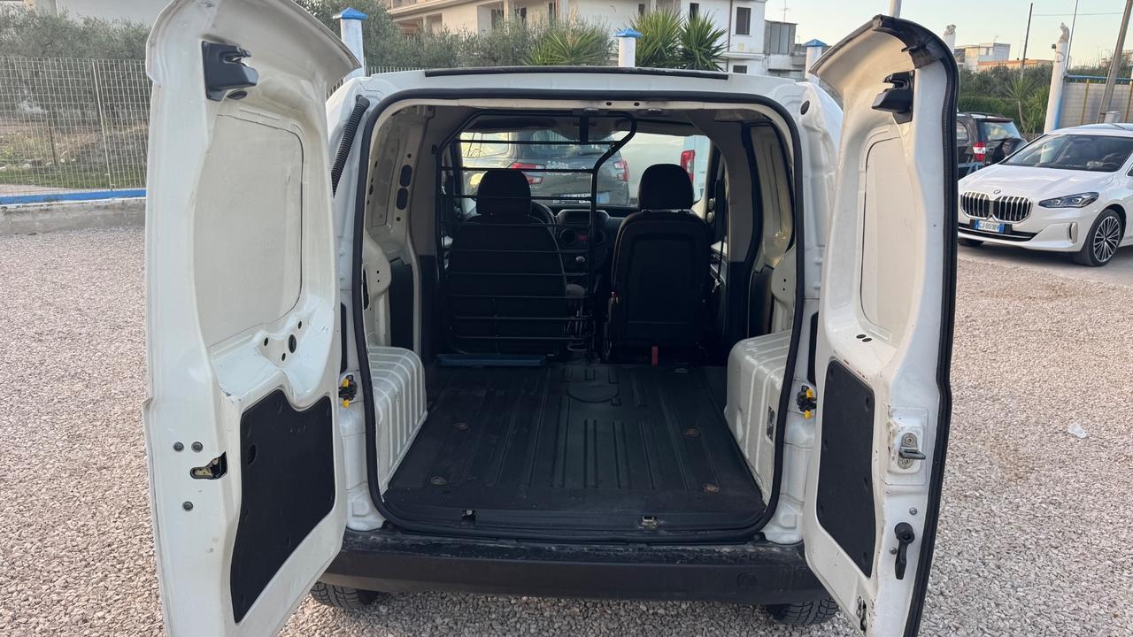 Fiat Fiorino 1.3 MTJ 75 Cv Ports laterale-2011