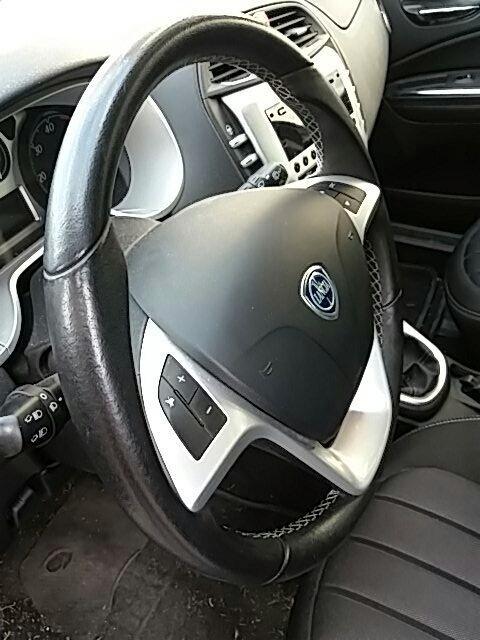 Lancia Delta 1.6 MJT 105CV Silver