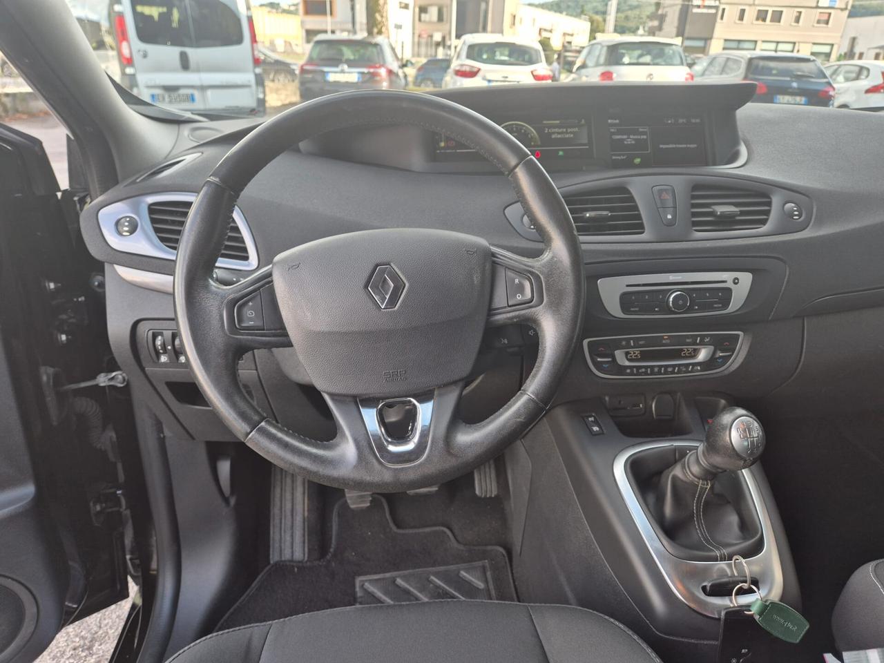 Renault Scénic XMod dCi S&S Limited E6B--OK Neopat.!!!