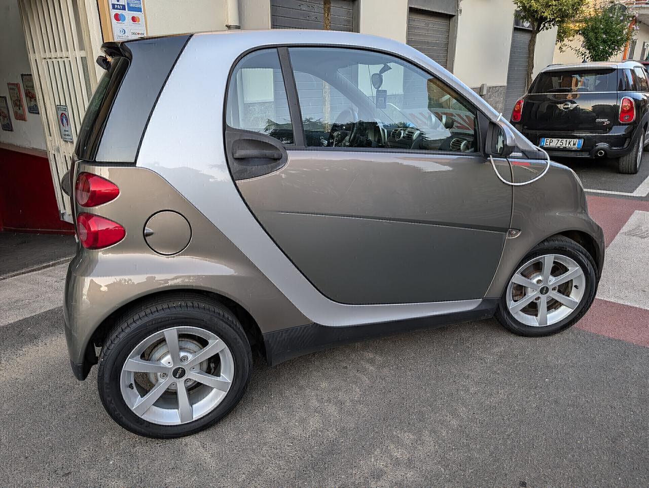 SMART FORTWO 1.0 BENZINA AUTOMATICA