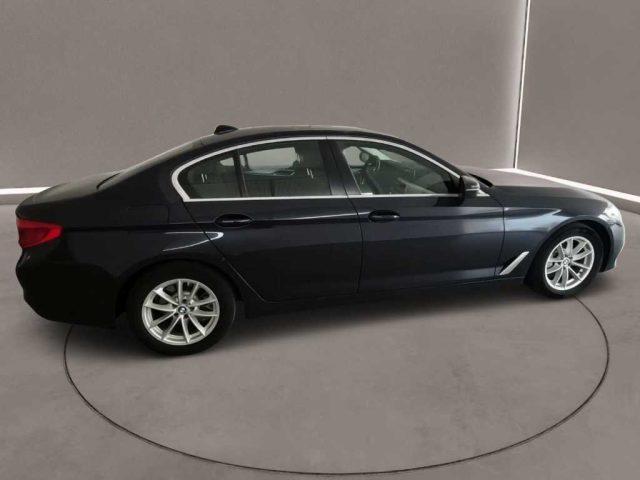 BMW 525 Serie 5(G30/31/F90) - d Business