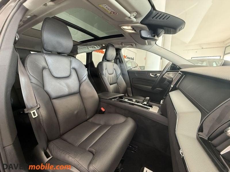 Volvo XC60 B4 D AWD automatico Ultimate Dark AUTOCARRO + IVA