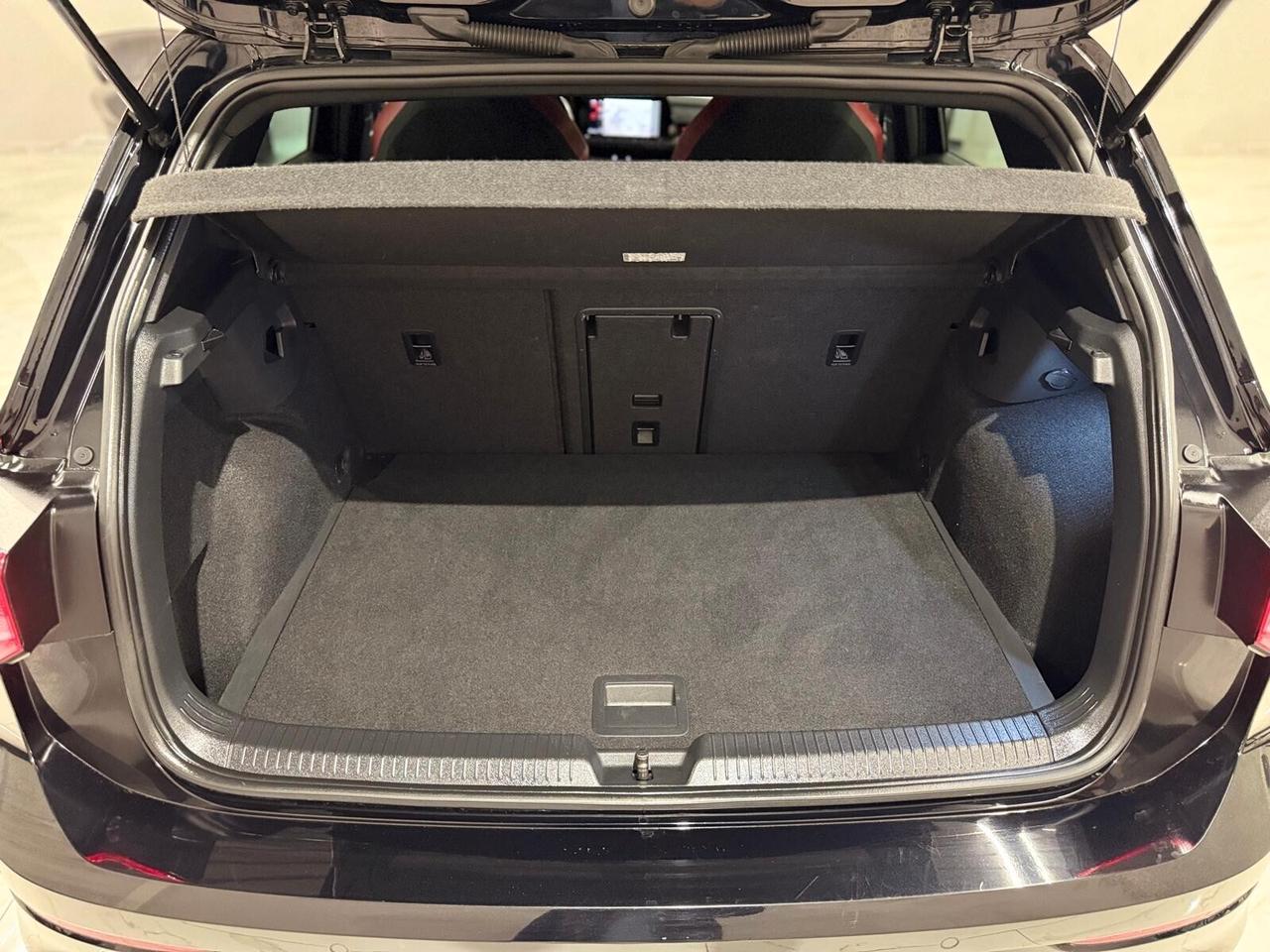 Volkswagen Golf GTI 2.0 TSI