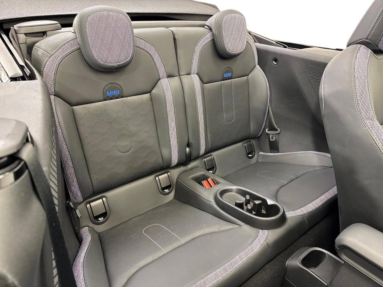 MINI Mini Cabrio Cooper C Classic