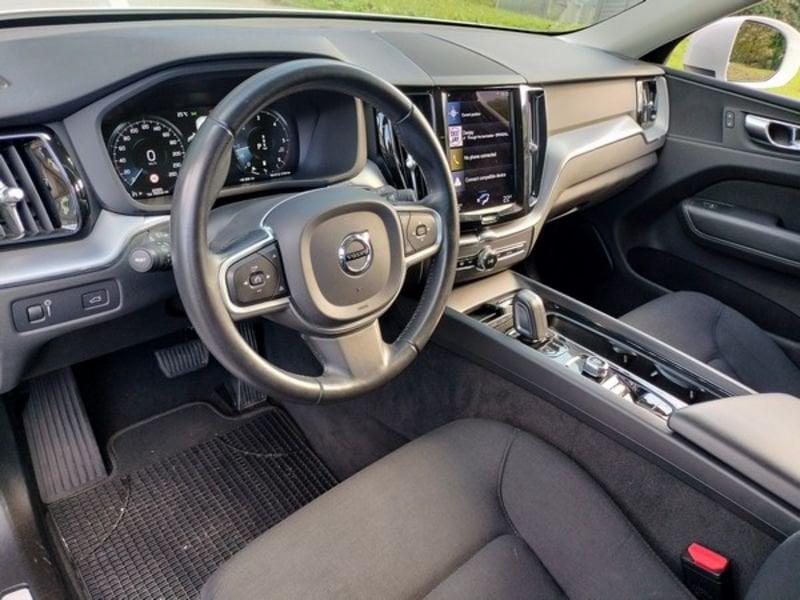 Volvo XC60 XC60 B4 (d) AWD Geartronic Momentum Pro