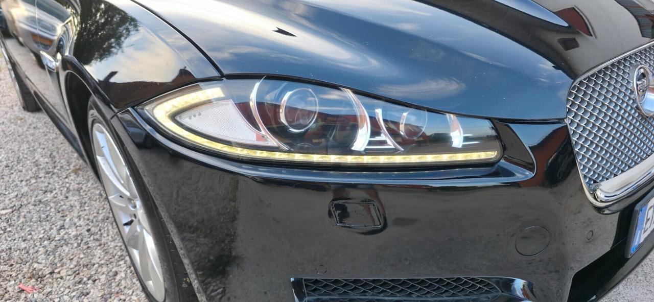 Jaguar XF 3.0 D V6 full optional