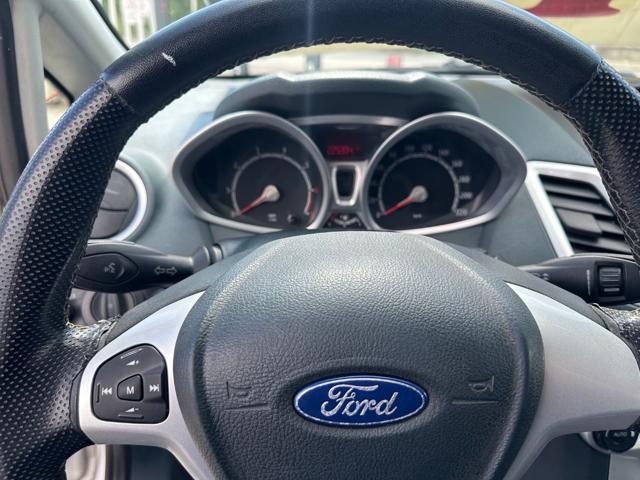 FORD Fiesta 1.4 5 porte Bz.- GPL Titanium