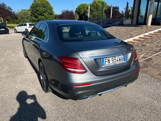 MERCEDES-BENZ E 220 d Auto Premium Plus solo commercianti