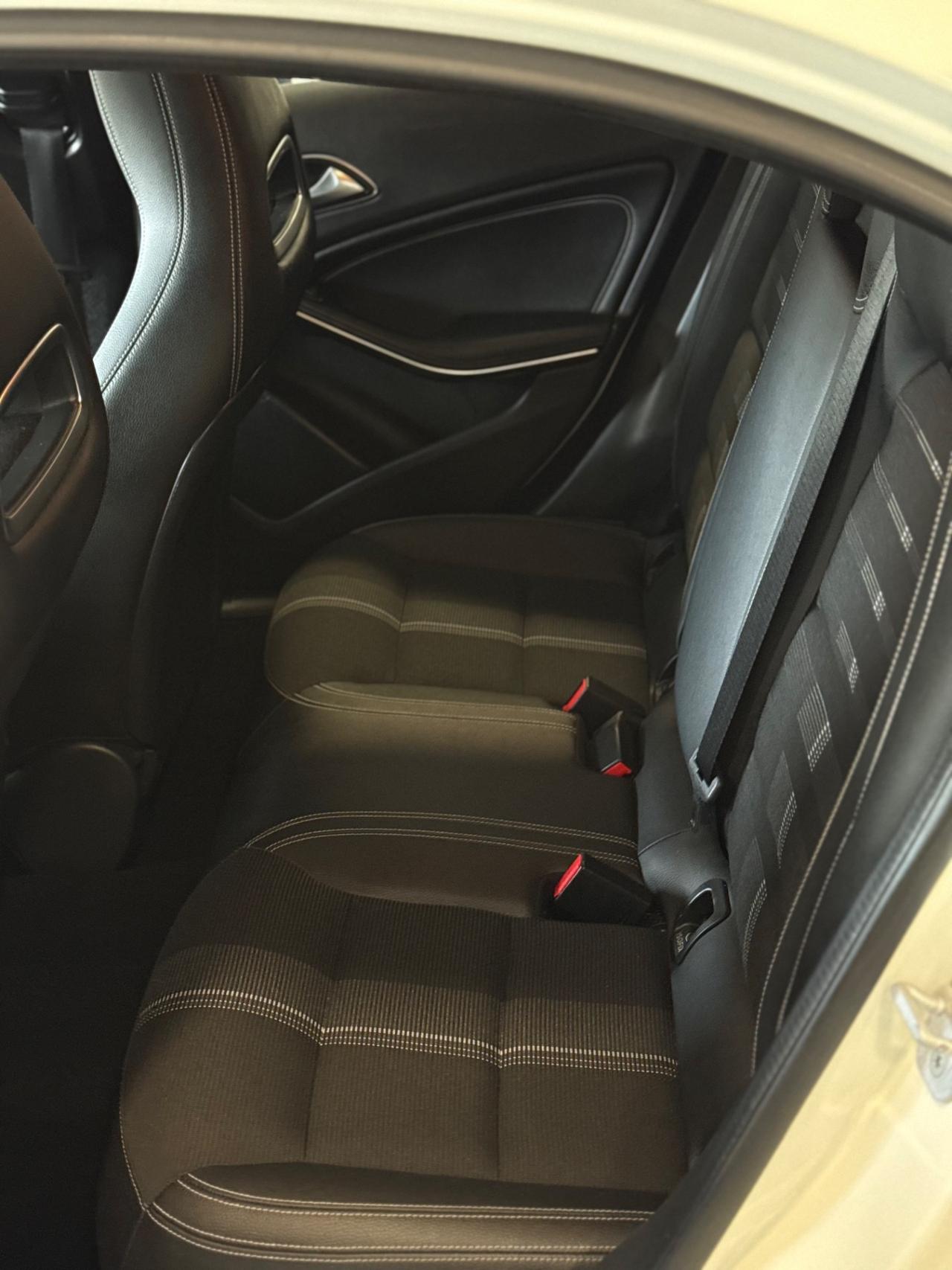 Mercedes-benz A 180 d Automatic Sport