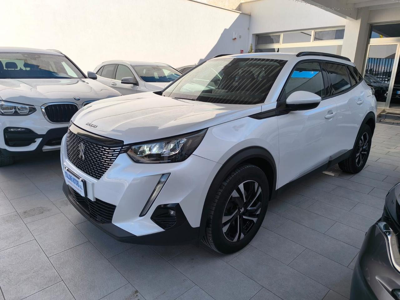 Peugeot 2008 BlueHDi 130 S&S EAT8 Allure Pack 2021