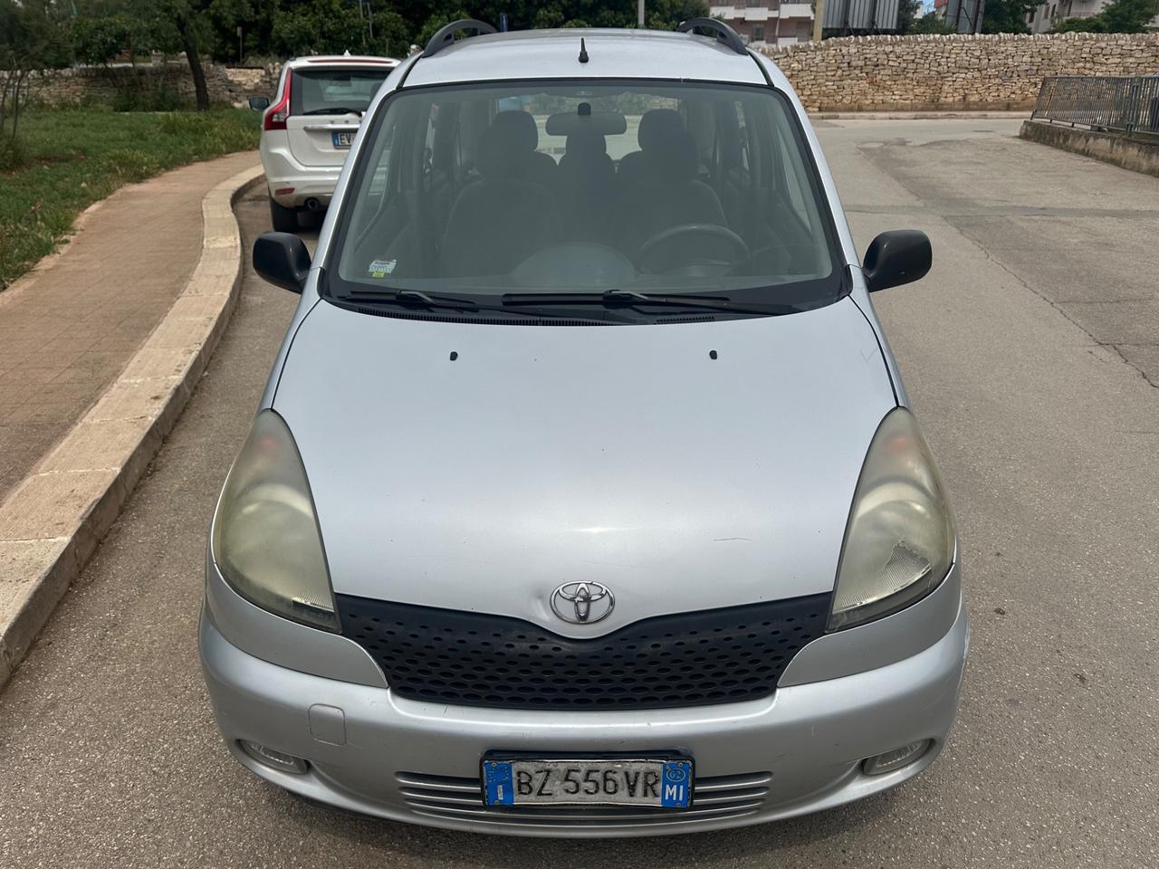 Toyota YARIS VERSO 1.4 DIESEL