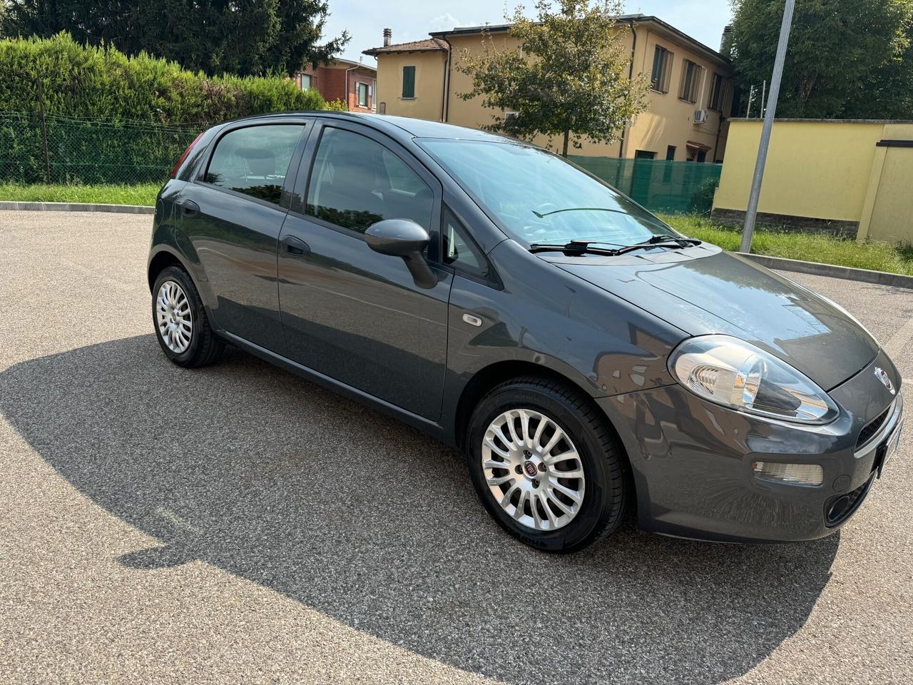 Fiat Punto 1.2 - NEOPATENTATI - 12 MESI DI GARANZIA -