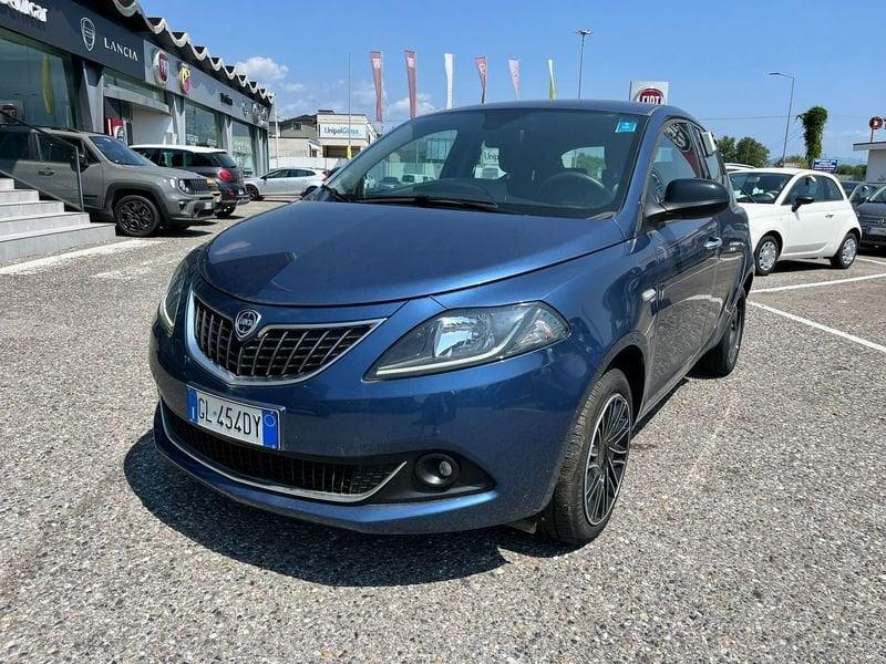 Lancia Ypsilon 1.0 FireFly 5 porte S&S Hybryd Gold