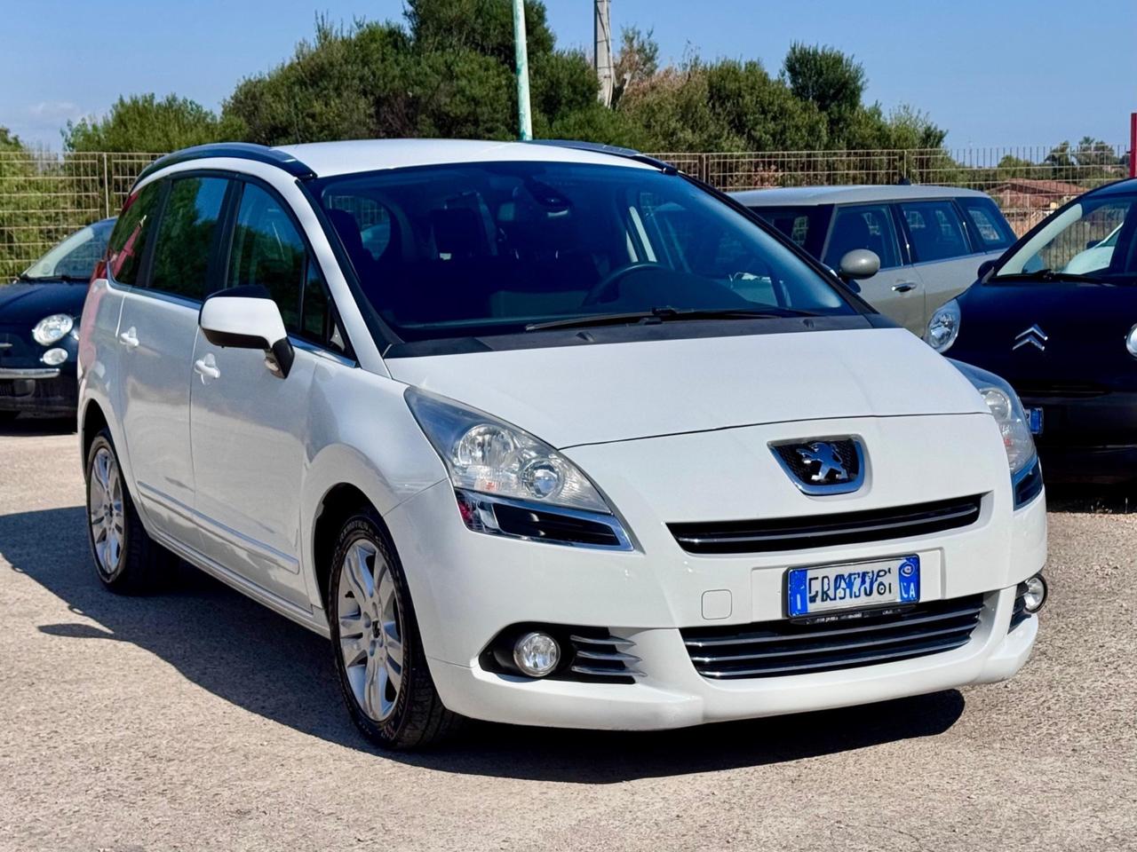 Peugeot 5008 1.6 HDi 115CV Allure
