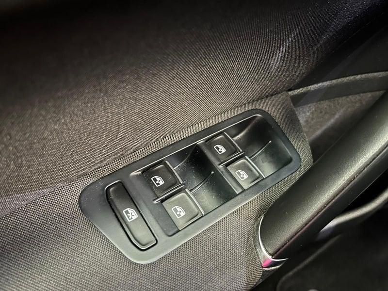 Volkswagen Golf Golf 1.6 TDI 115 CV DSG 5p. Highline BlueMotion Technology