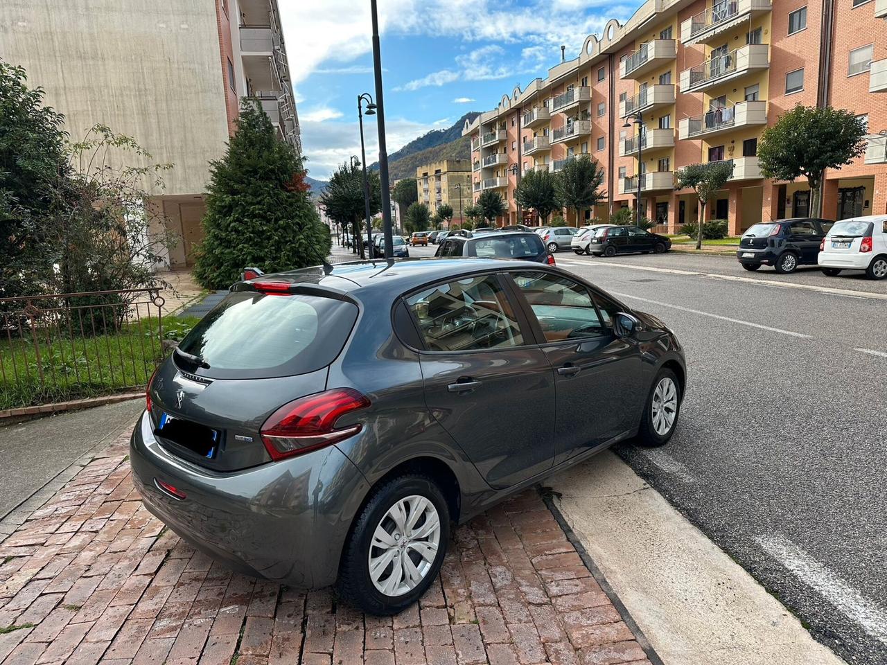 Peugeot 208 BlueHDi 75 5 porte Active