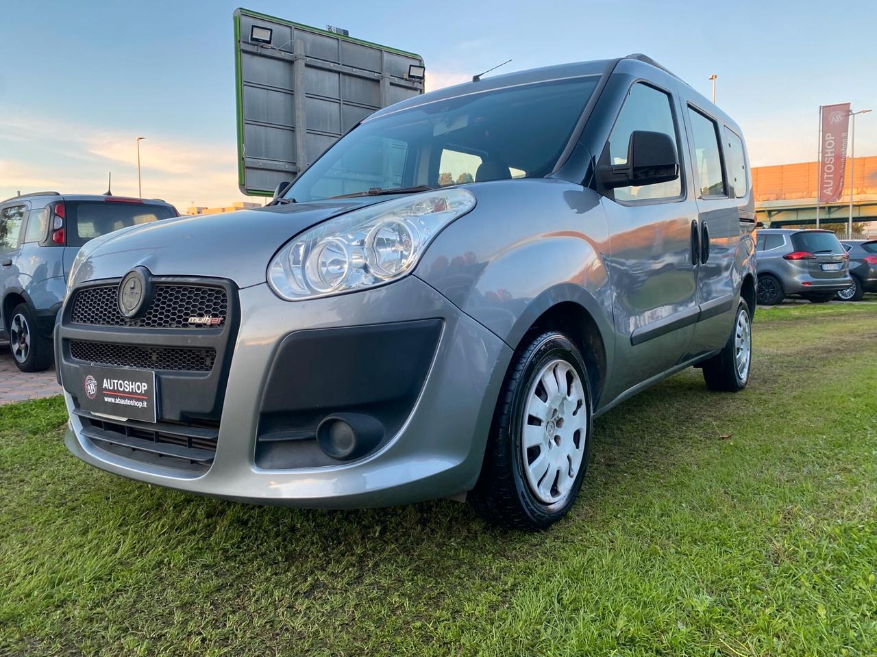 FIAT - Doblò - 2.0 Mjt 16V Emotion - 7 POSTI - NEOPATENTATI - FINANZIABILE