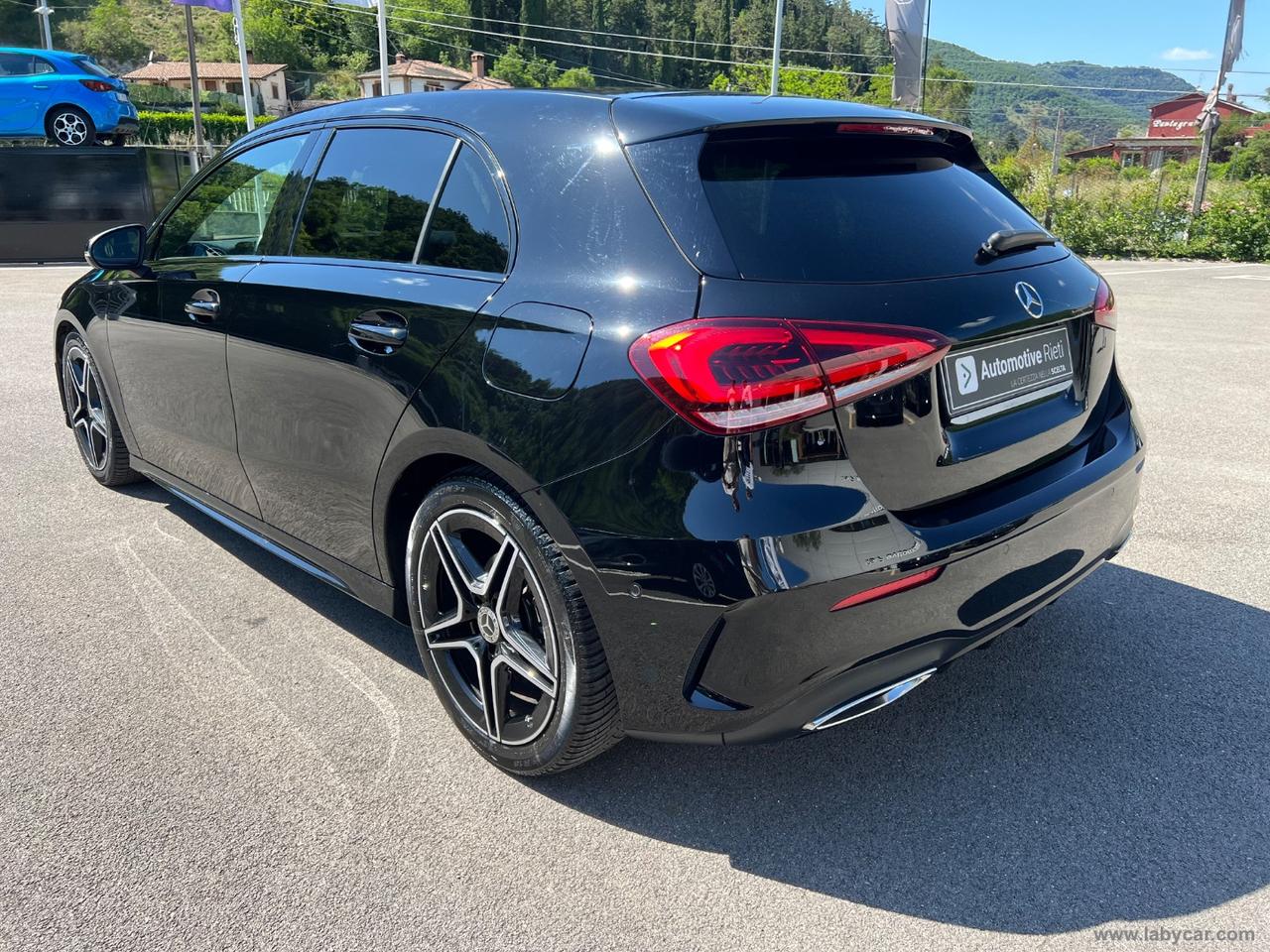 MERCEDES-BENZ A 200 d Automatic Premium