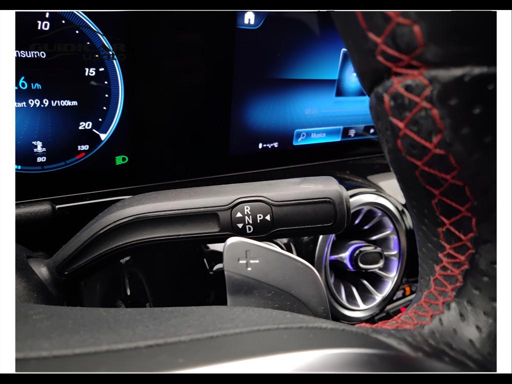 Mercedes-Benz GLA-H247 2020 - GLA 180 d Premium auto