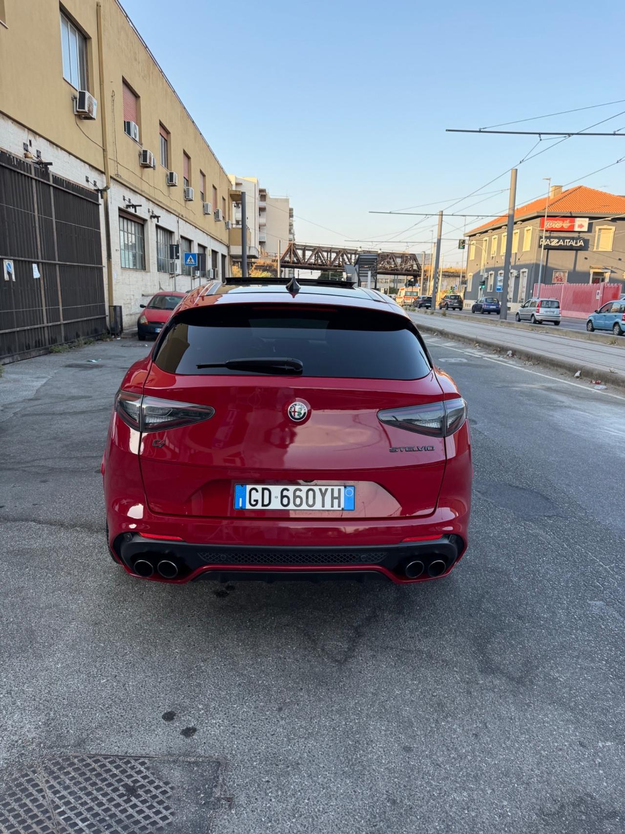Alfa Romeo Stelvio 2.9 Bi-Turbo V6 510 CV AT8 Quadrifoglio
