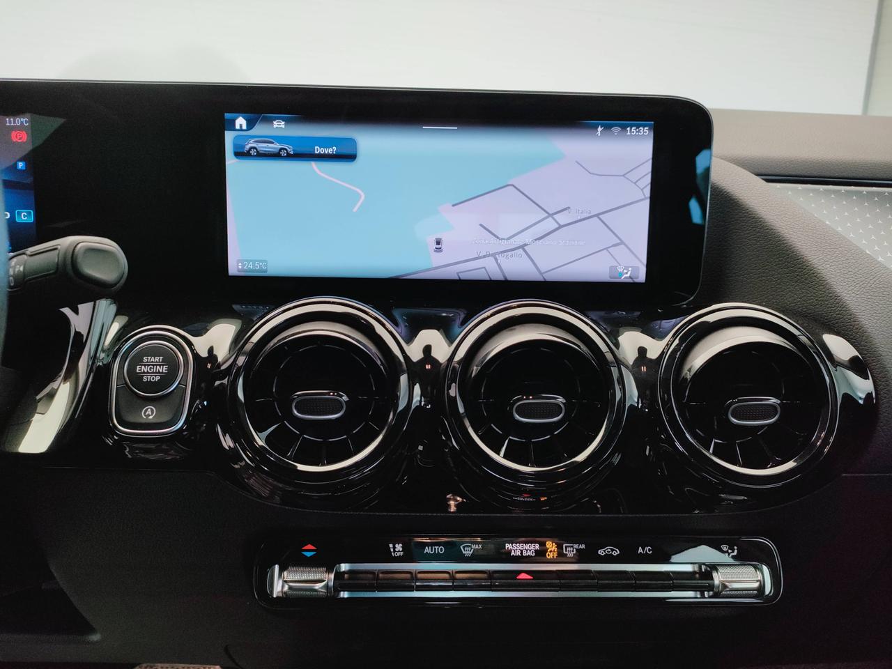 Mercedes-Benz GLA-H247 2023 - GLA 180 d Advanced auto