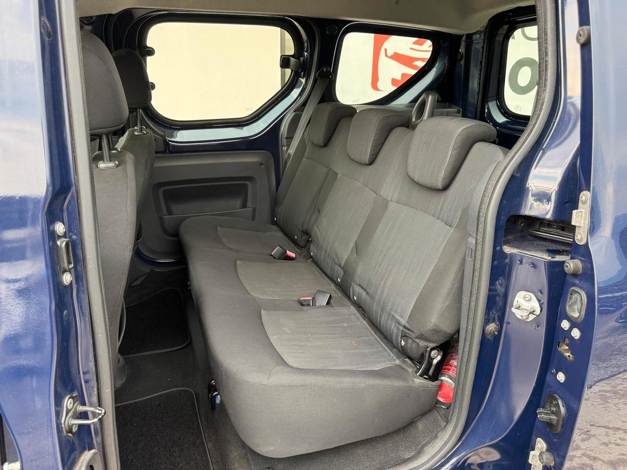 Dacia Dokker 1.6 8V 100CV Start&Stop GPL Lauréate