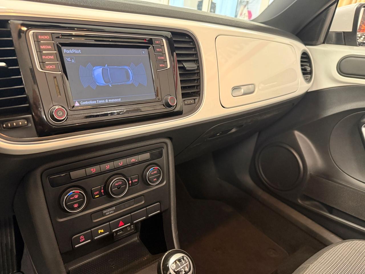 Volkswagen Maggiolino Cabrio 2.0 TDI Design BlueMotion Technology