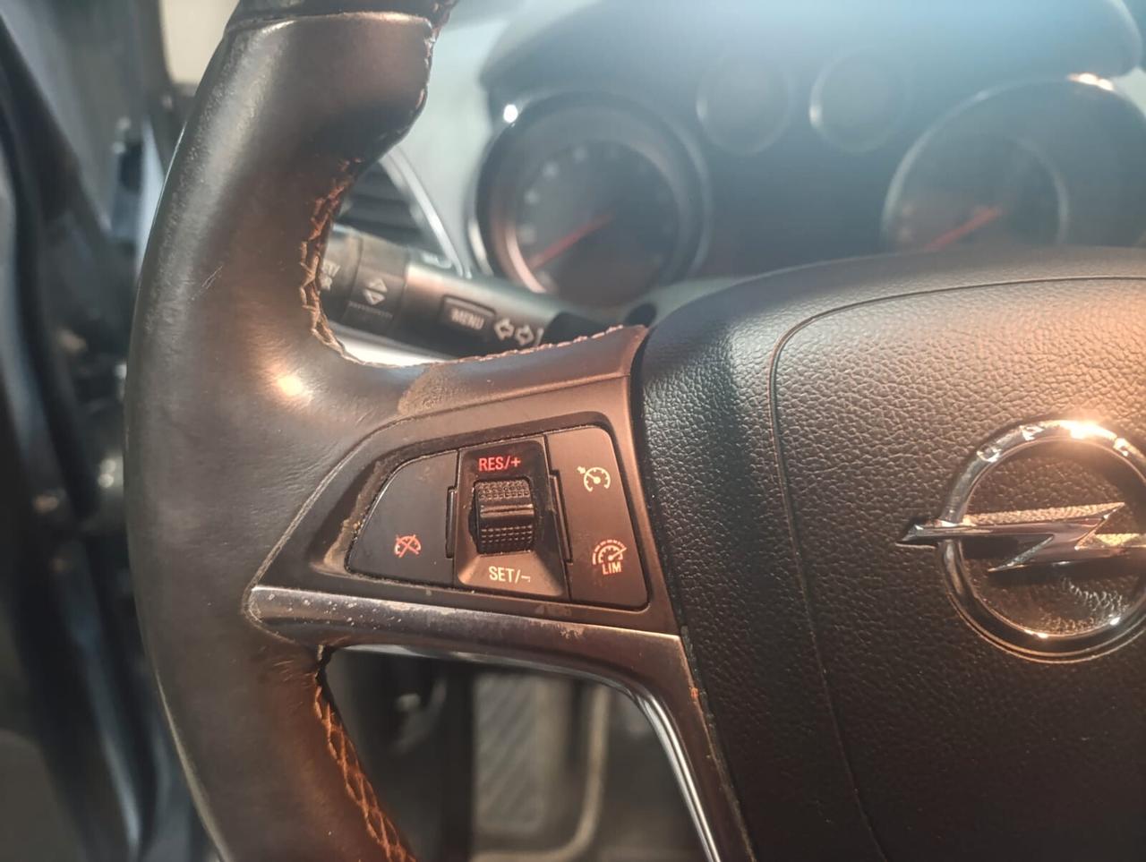 Opel Mokka del 2013 benzina trazione 4x2