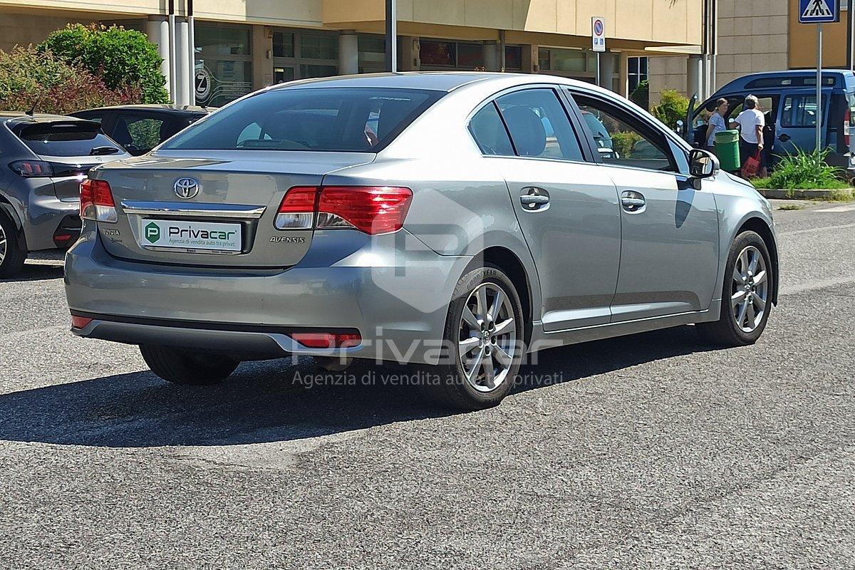 TOYOTA Avensis 2.0 D-4D Lounge