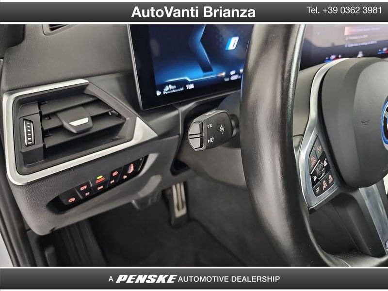 BMW Serie 3 330e xDrive Touring Msport Pro