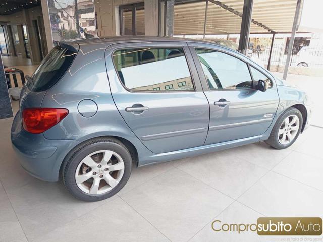 PEUGEOT 307 1.6 16V HDi 90CV 5p. D-Sign