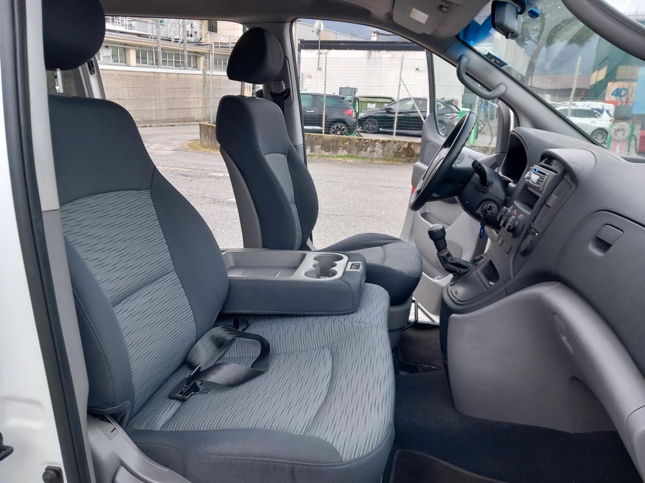 Hyundai H-1 2.5 CRDi Van 6 p.ti Style