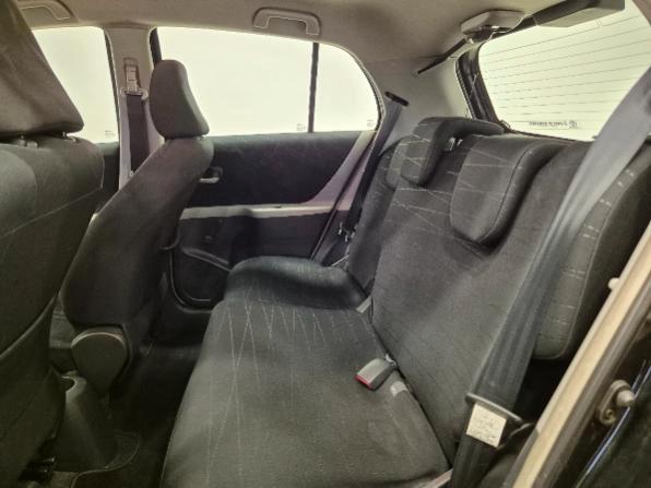 Toyota Yaris 5 Porte 1.3 Sol - NEOPATENTATI - Clima - Radio CD