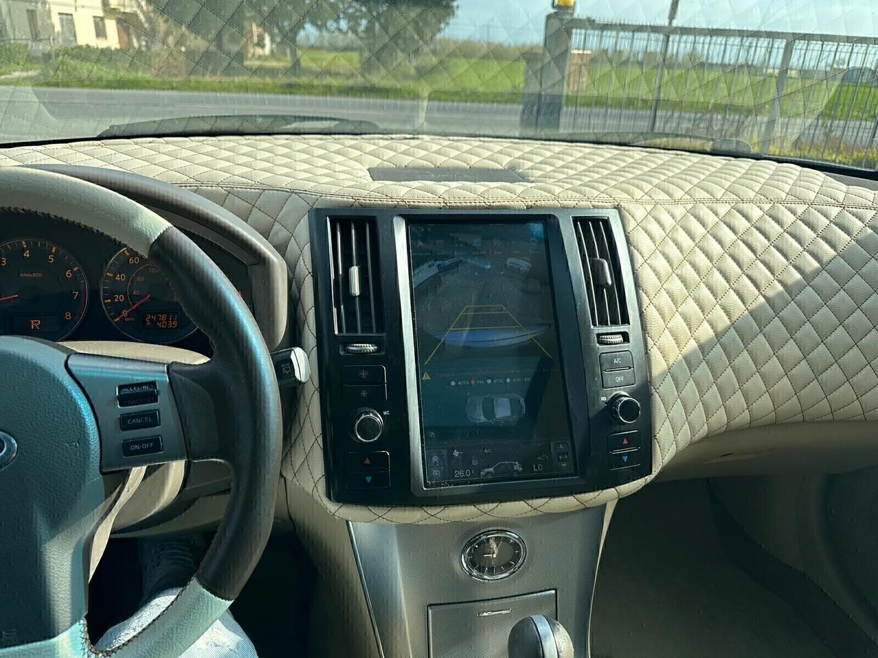 Infiniti FX 35 GPL GANCIO TRAINO
