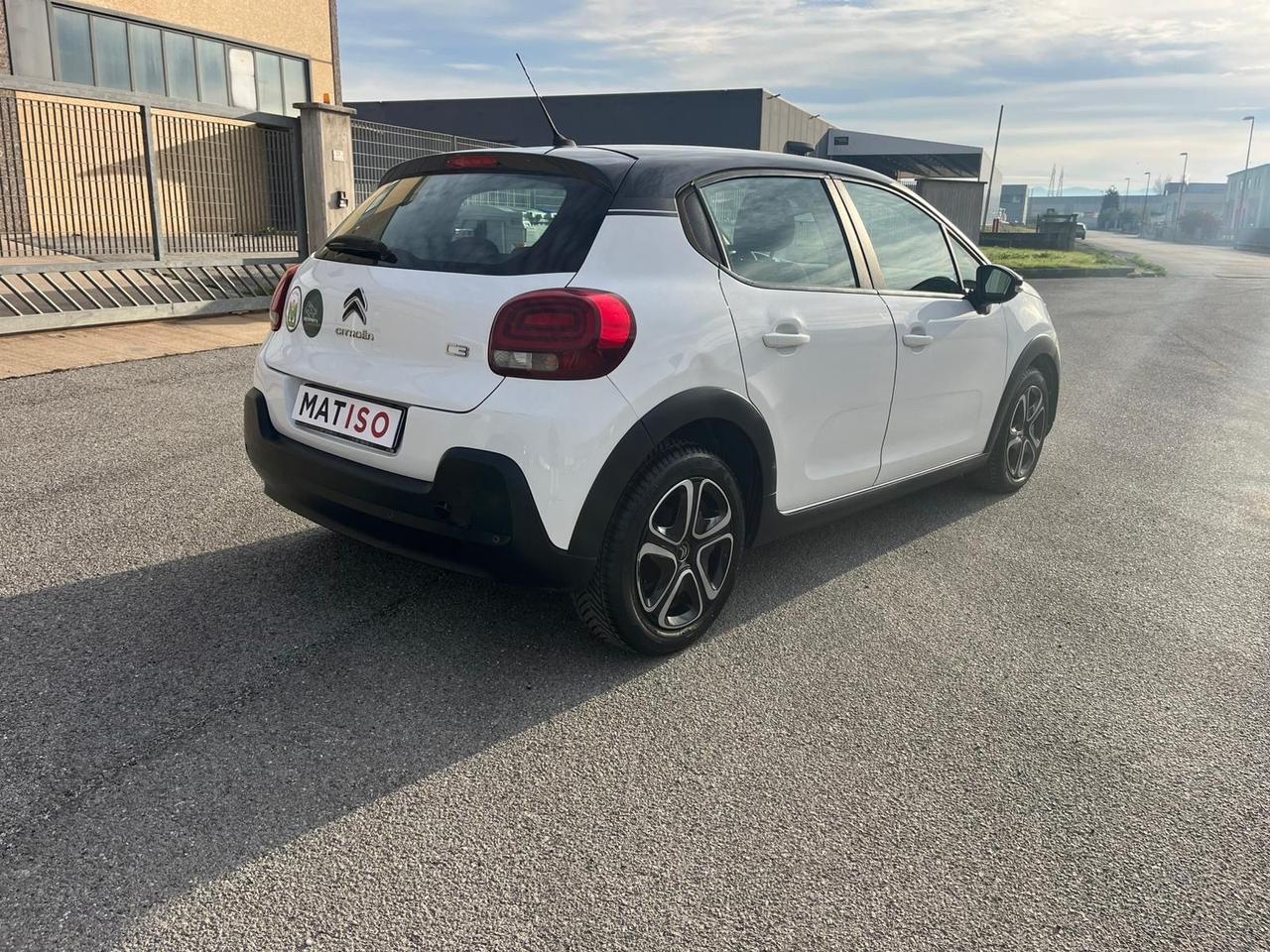 Citroen C3 BlueHDi Shine abbinata a Carrattrezzi