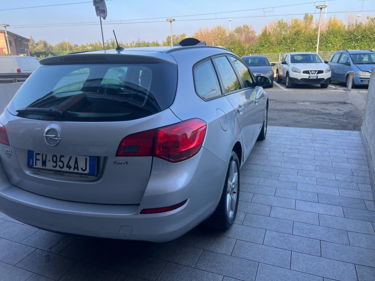 Opel Astra 1.7 CDTI 110CV Sports Tourer Cosmo