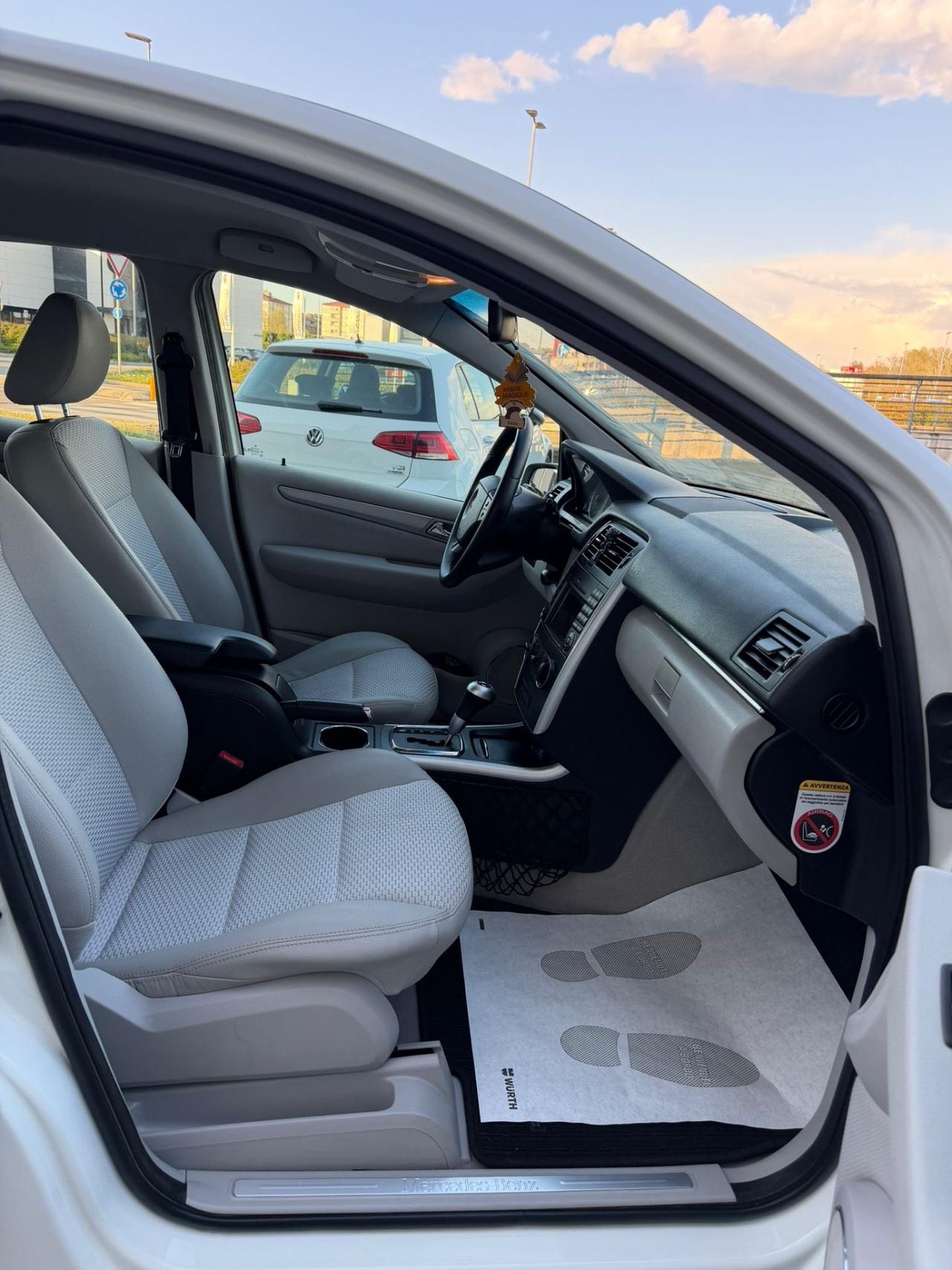 Mercedes-benz B 180 AUTOMATIC Sport