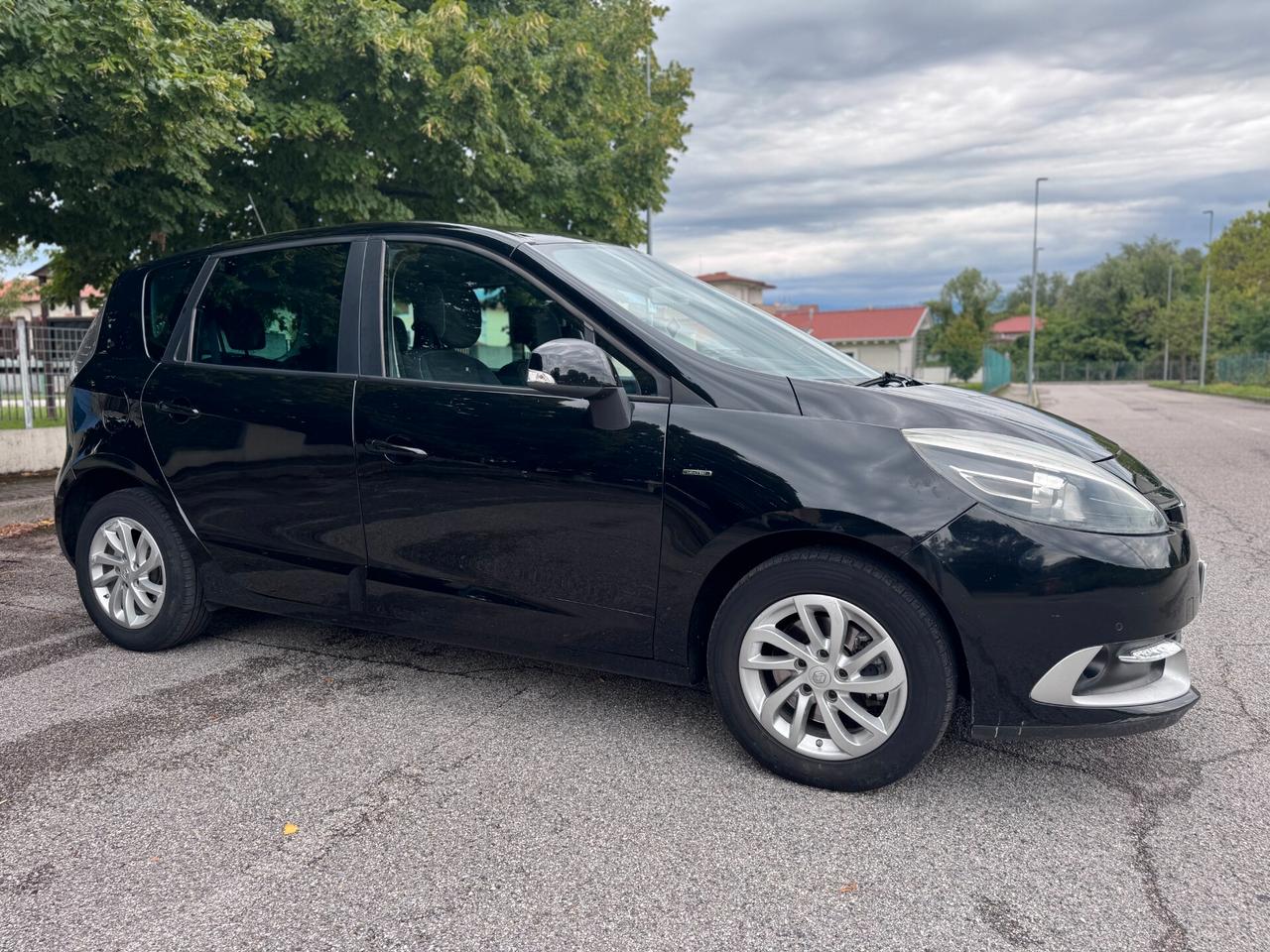 Renault Scenic Scénic XMod dCi 110 CV Start&Stop Energy Limited