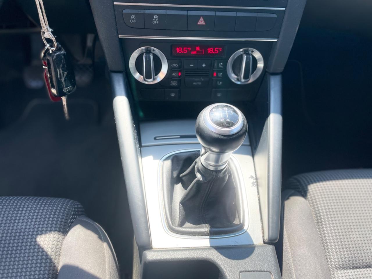 Audi A3 1.6 TDI 105 CV CR S tr. Ambiente