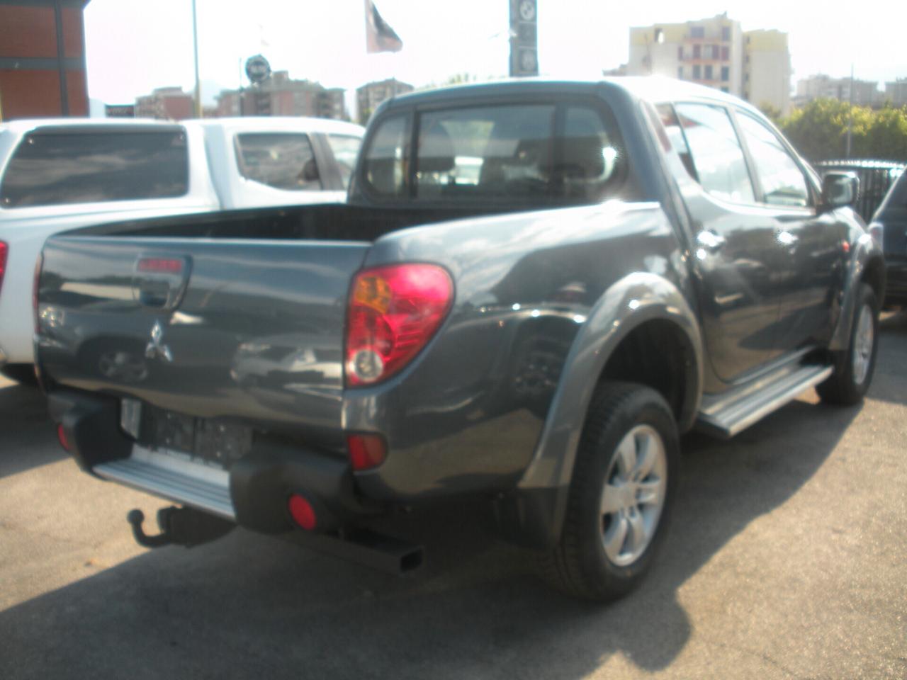 Mitsubishi L200 2.5 DI-D/136CV DC Intense